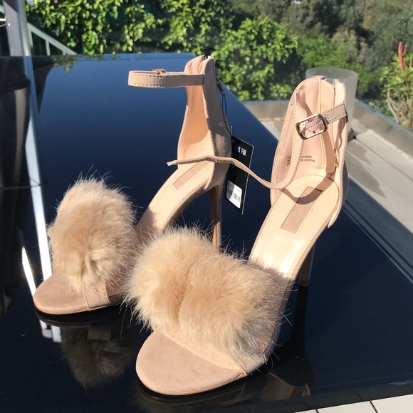 New  Forever 21 high heel - Picture 7 of 9